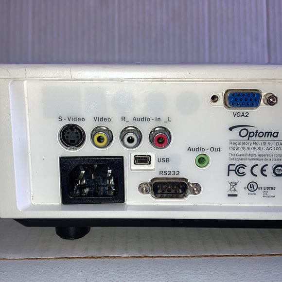 Optoma DLP projector EX532 (powers on- lamp light lit) as is - Picture 3 of 7